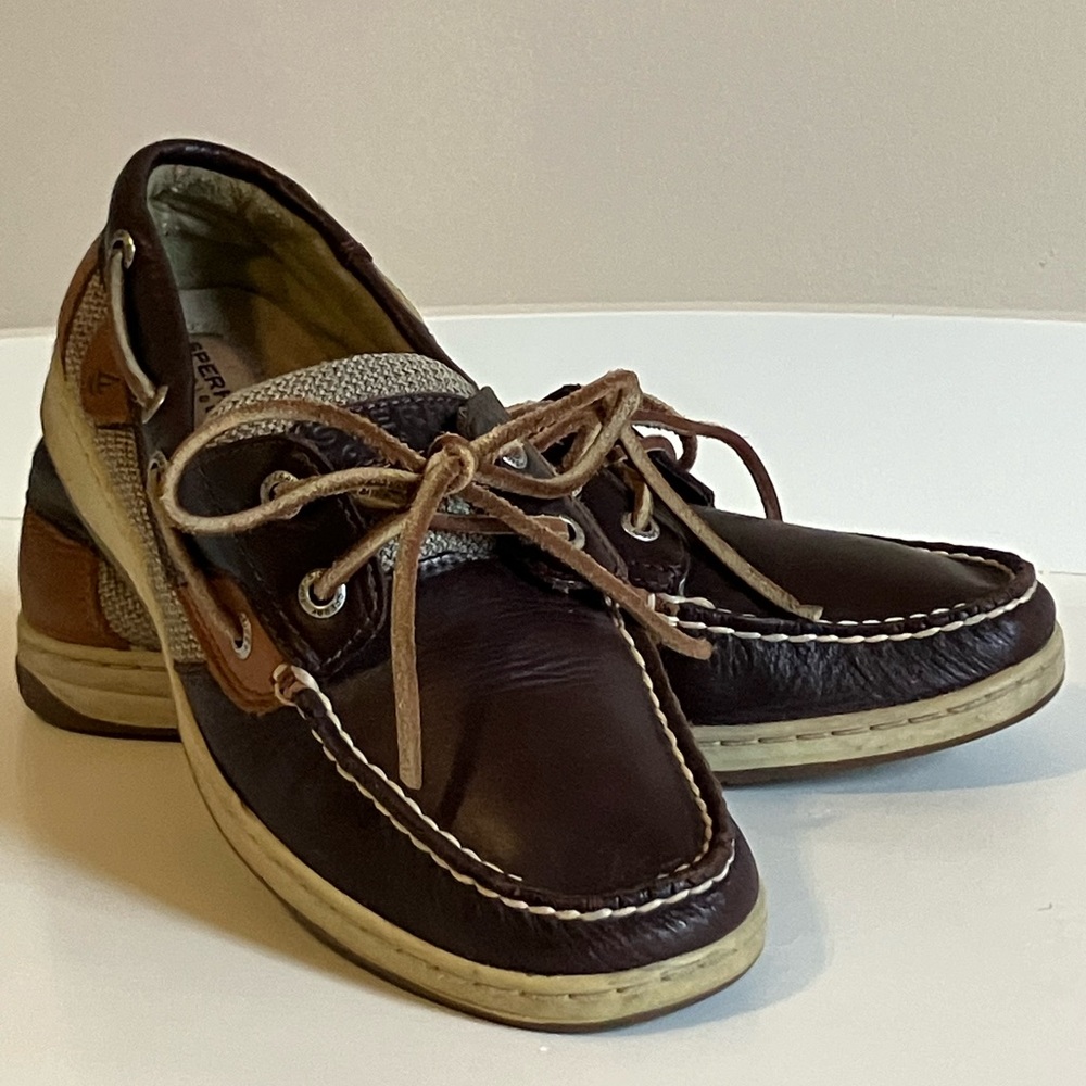 Classic Leather Sperry Shoes Size 8